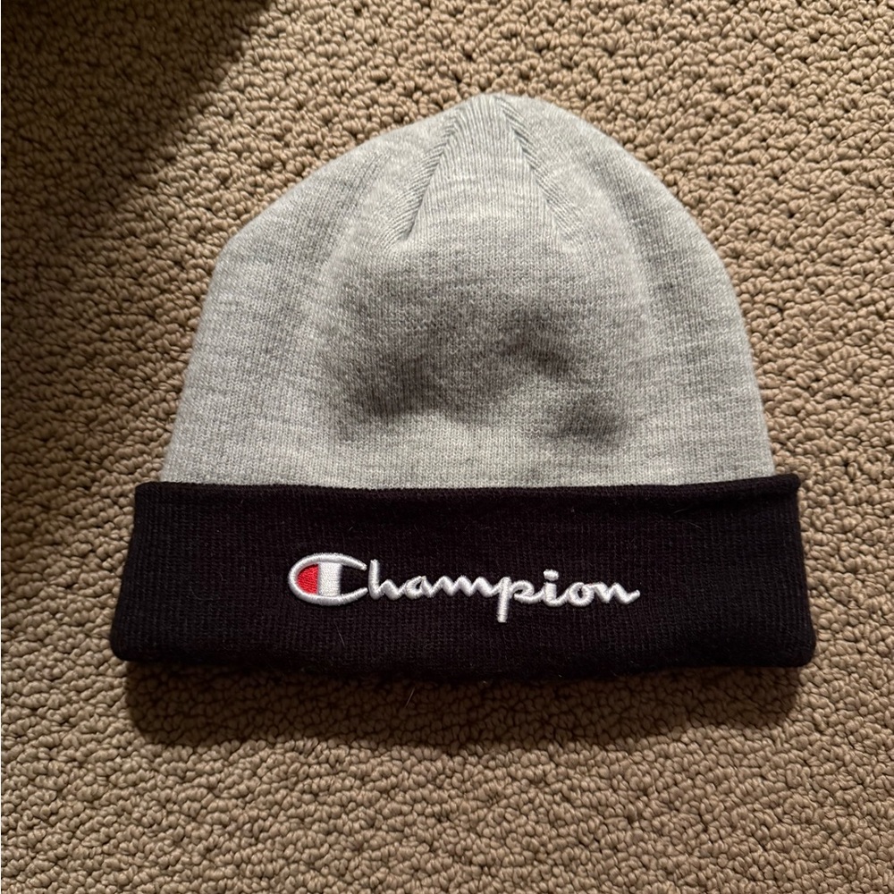 Champion Two-Tone Gray and Black Knit Beanie Hat